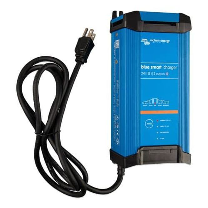 Hovedbilde Victron Blue Smart IP22 Batterilader 24V 16A 3-kanaler